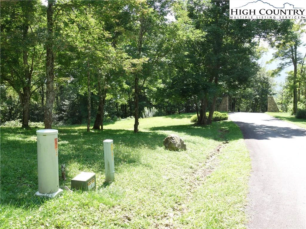 Image number 7 for the current listing