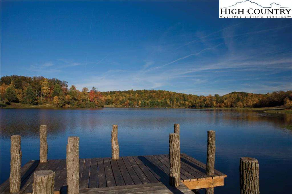 Image number 17 for the current listing