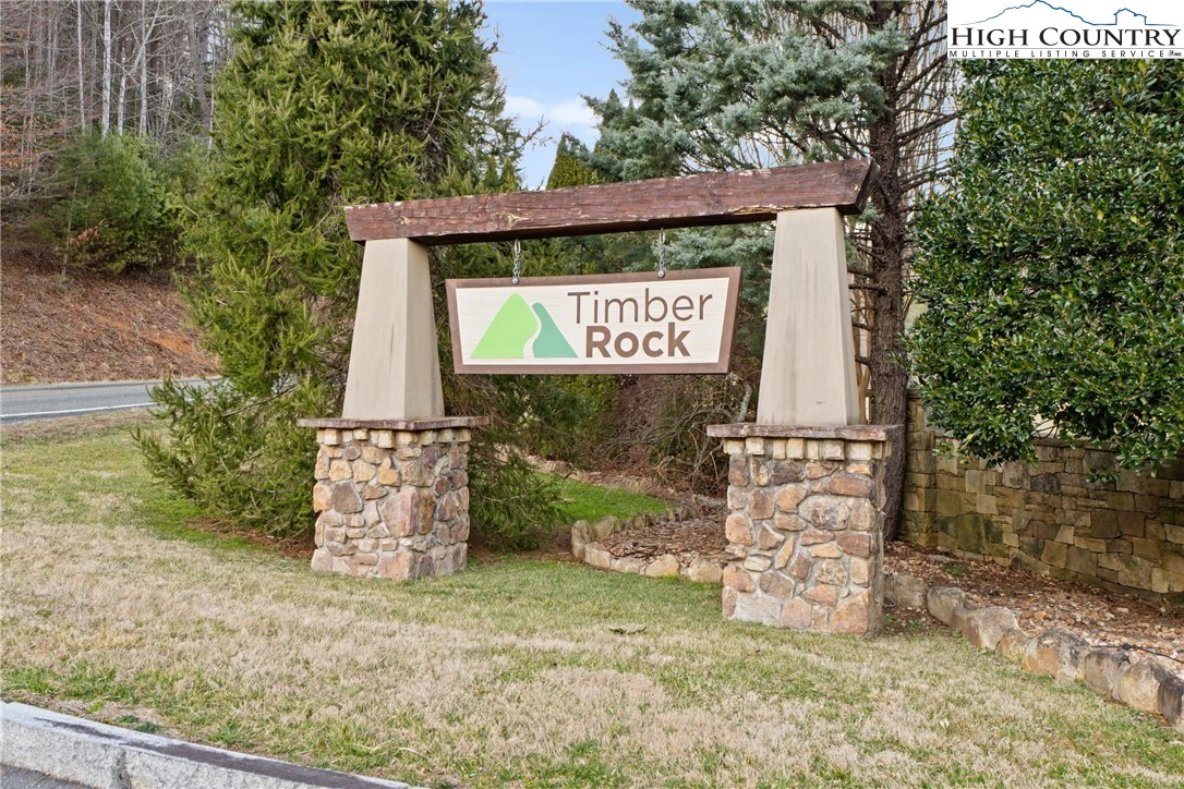 Image number 3 for the current listing