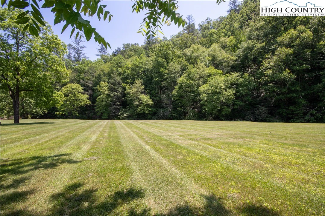 Image number 20 for the current listing