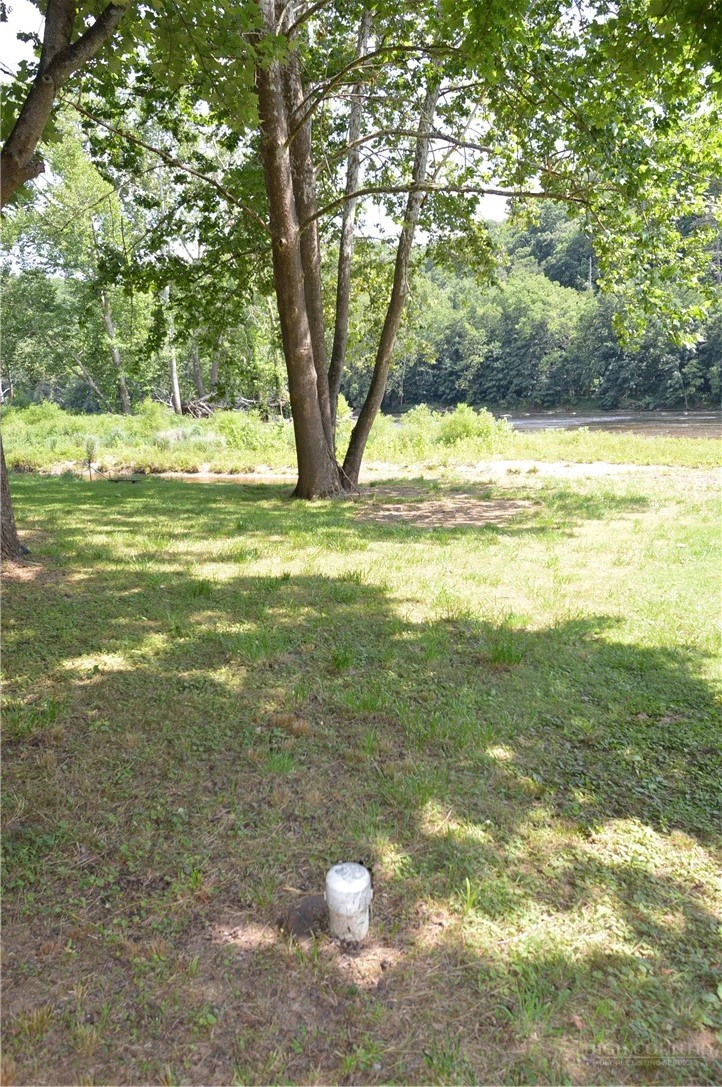 Image number 3 for the current listing
