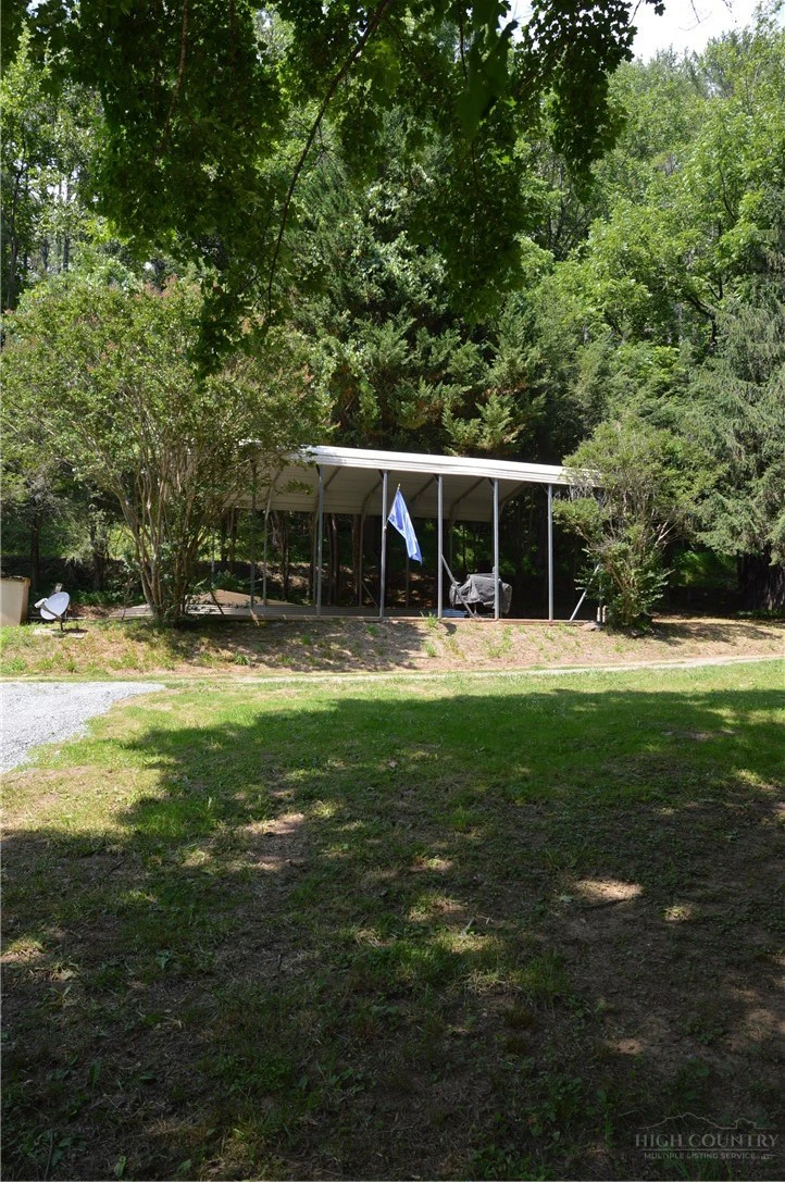 Image number 7 for the current listing