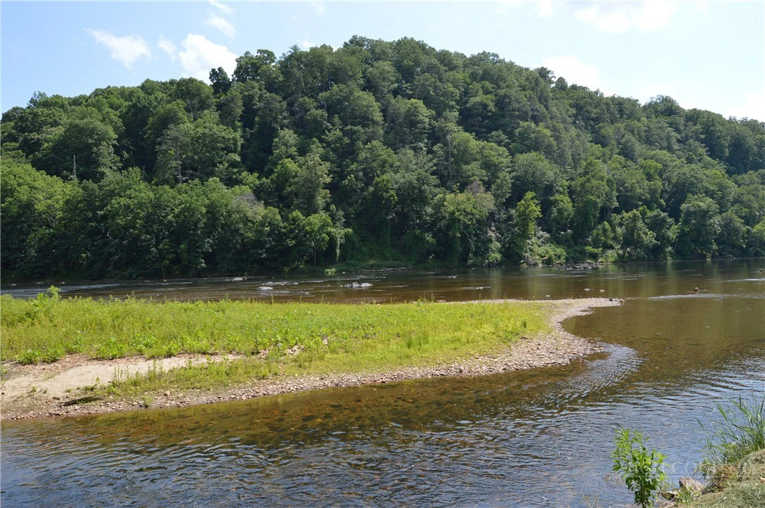 Image number 9 for the current listing