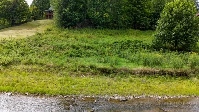 Image number 5 for the current listing