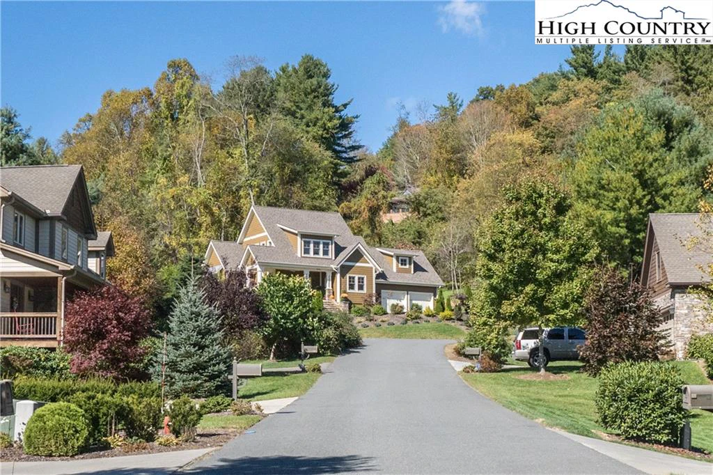 Image number 5 for the current listing