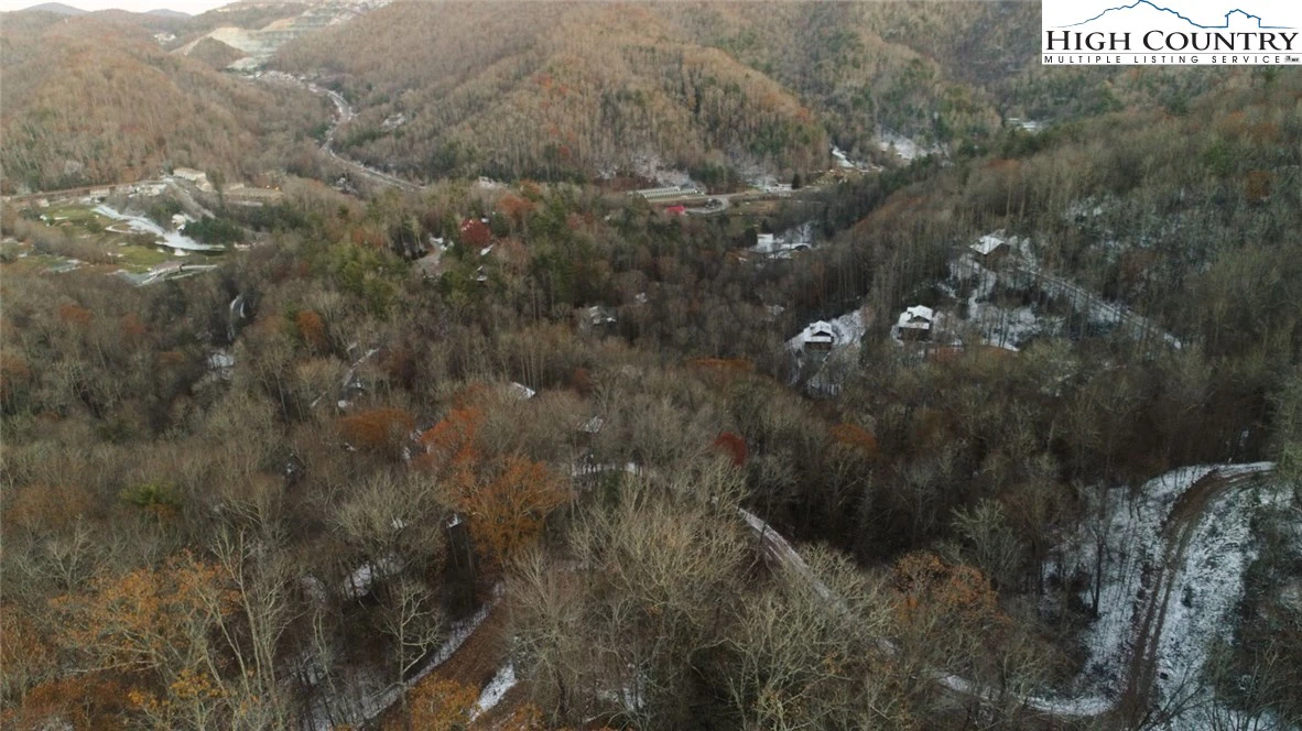 Image number 1 for the current listing