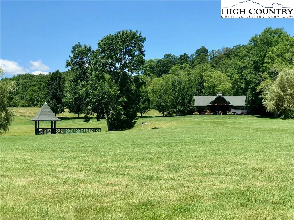 Image number 6 for the current listing