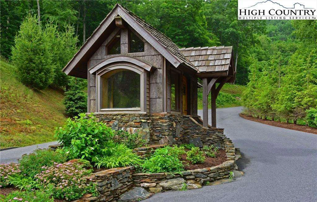 Image number 6 for the current listing
