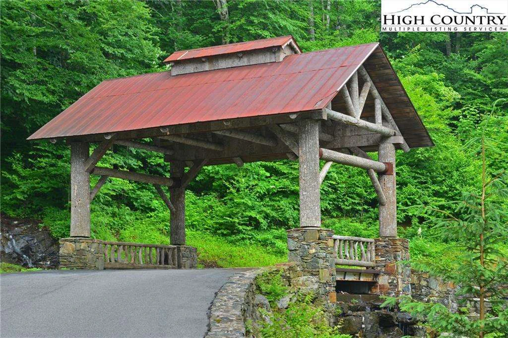 Image number 7 for the current listing