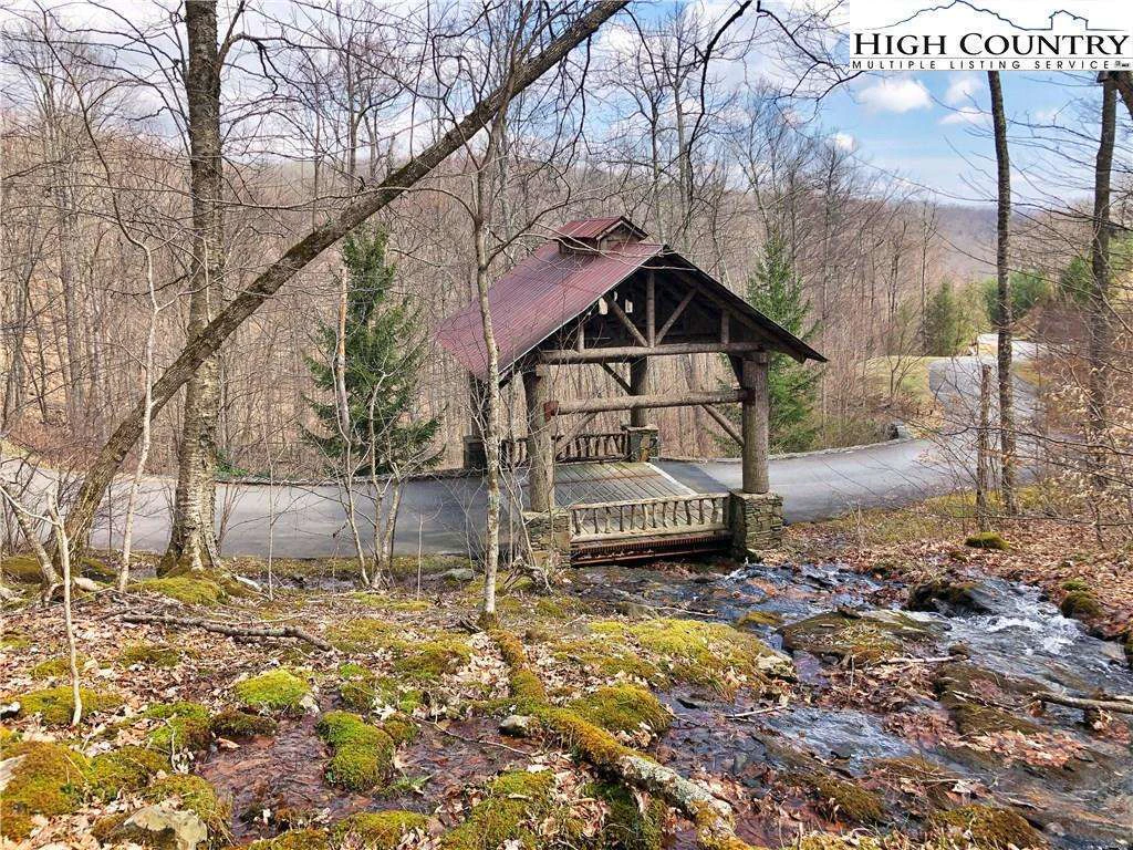 Image number 8 for the current listing