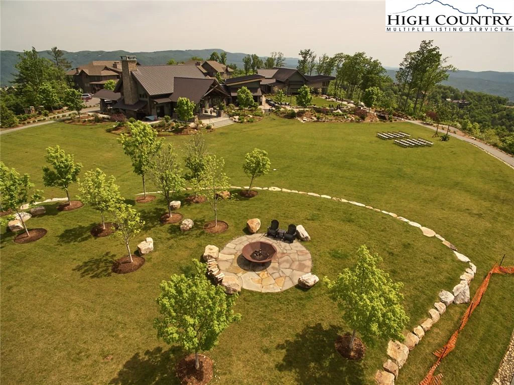 Image number 8 for the current listing