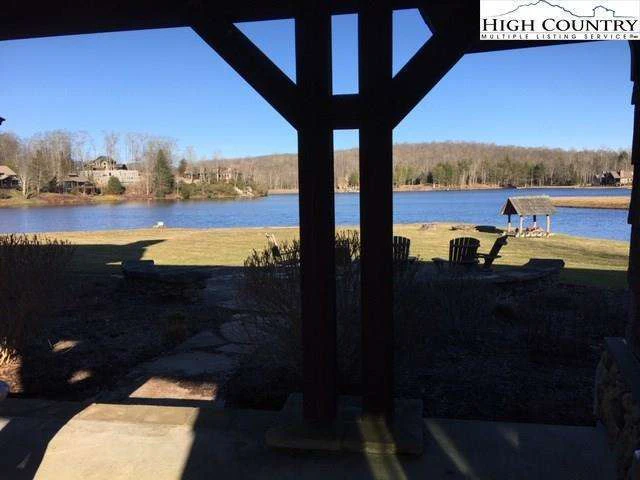 Image number 13 for the current listing