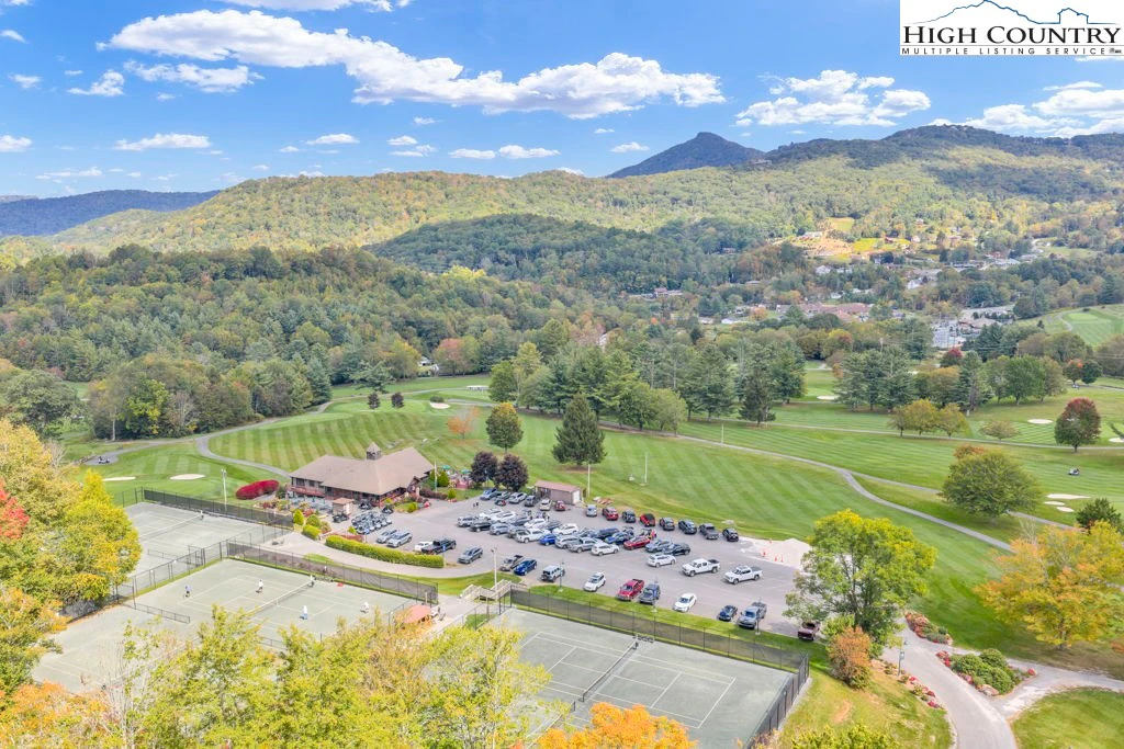 Image number 5 for the current listing