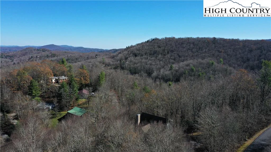 Image number 15 for the current listing