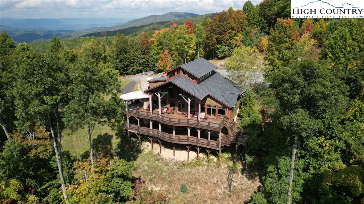 Image number 18 for the current listing