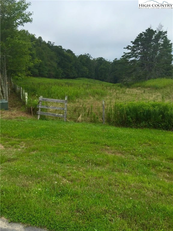 Image number 6 for the current listing