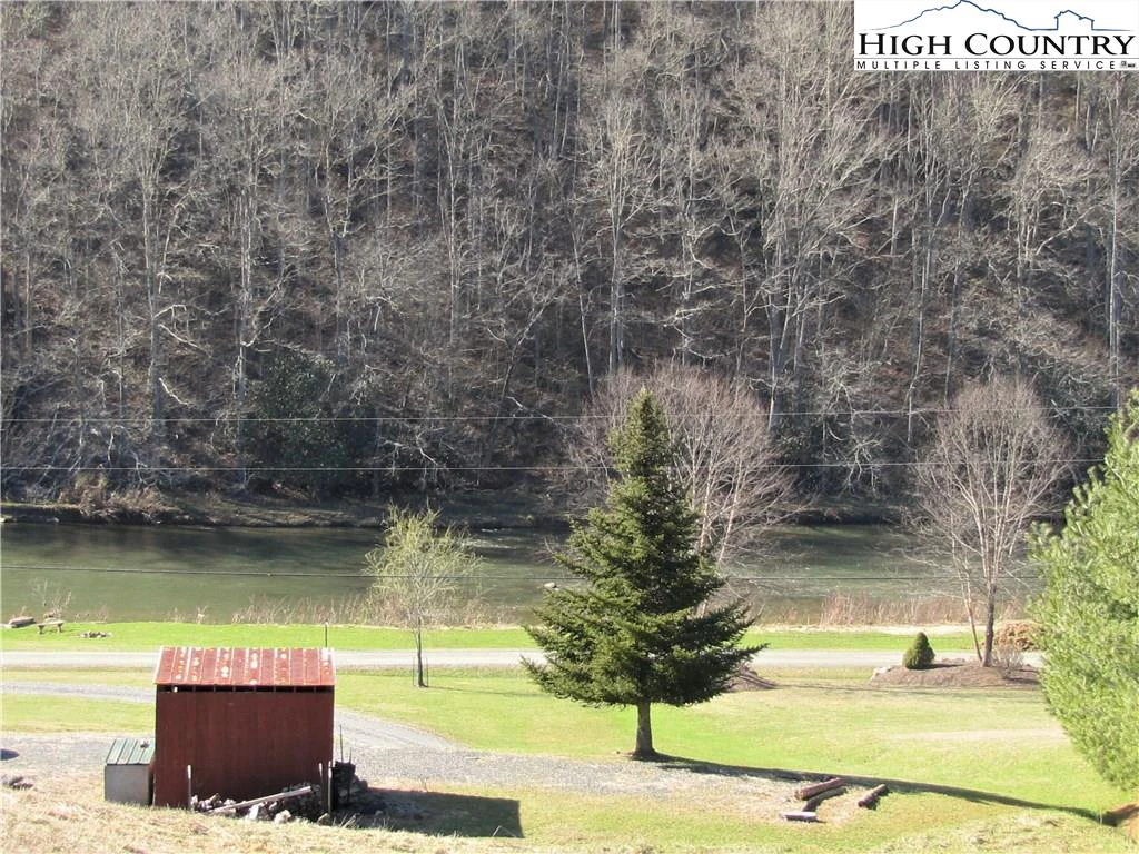 Image number 5 for the current listing