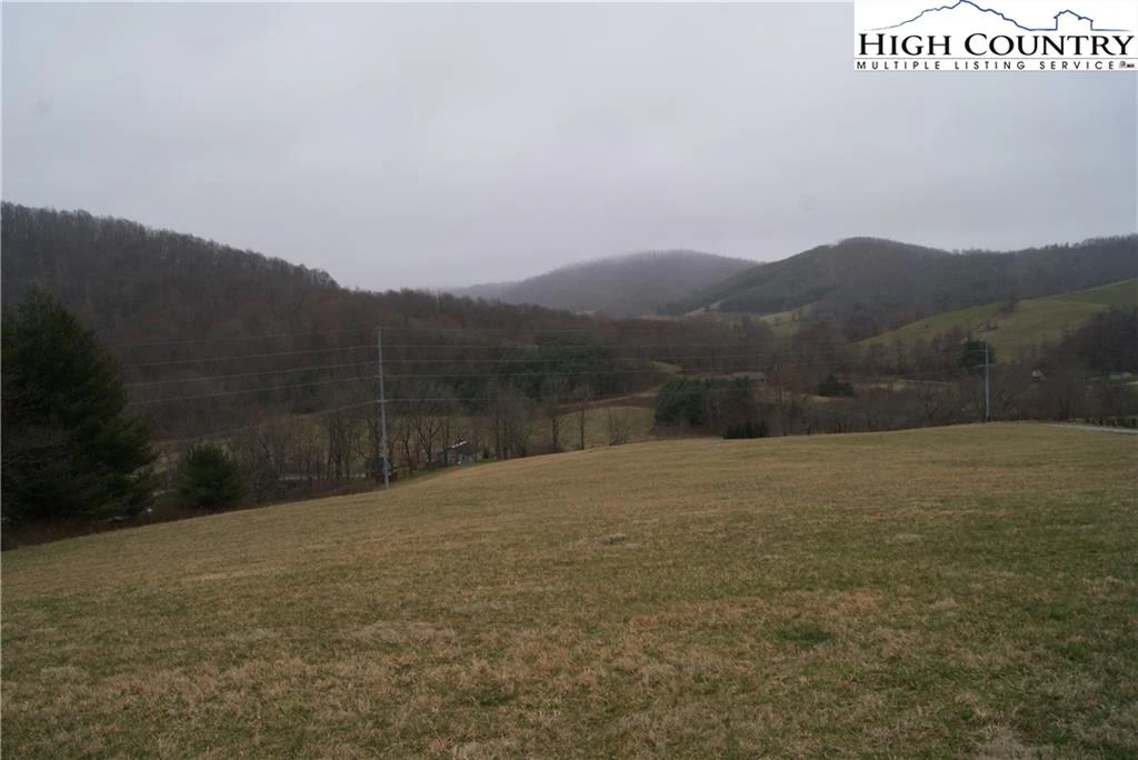 Image number 4 for the current listing