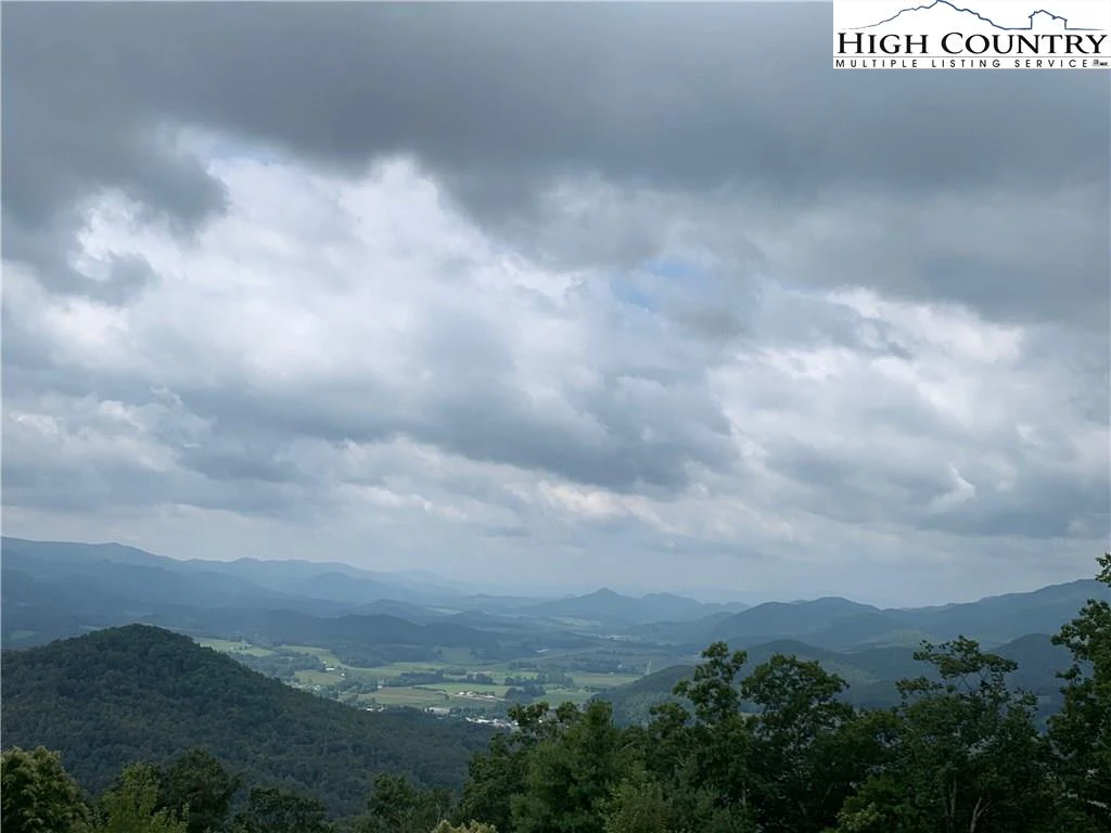 Image number 6 for the current listing