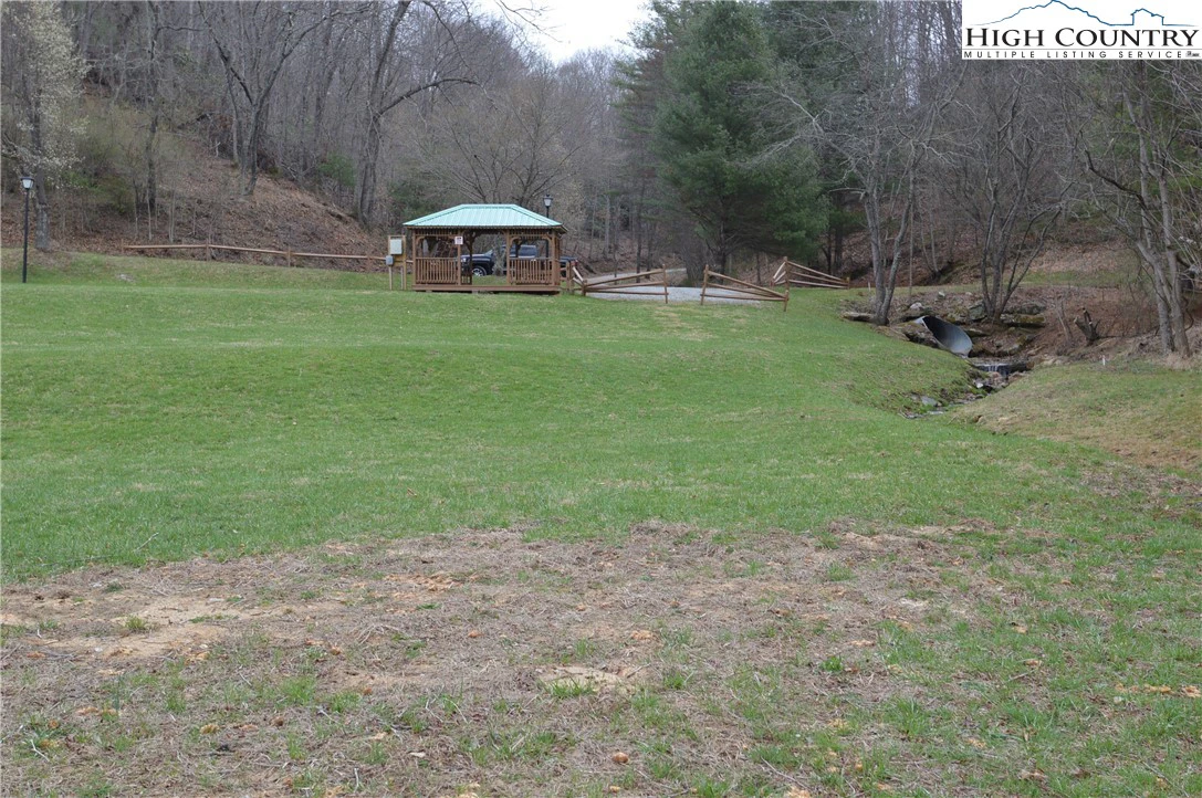 Image number 8 for the current listing
