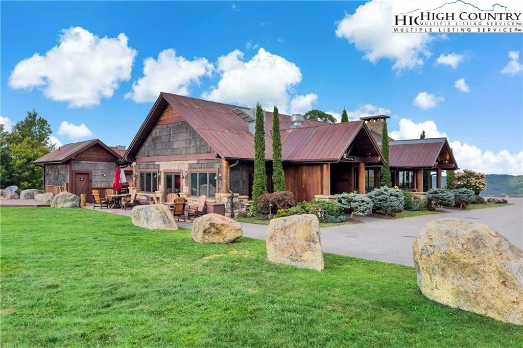 Image number 12 for the current listing