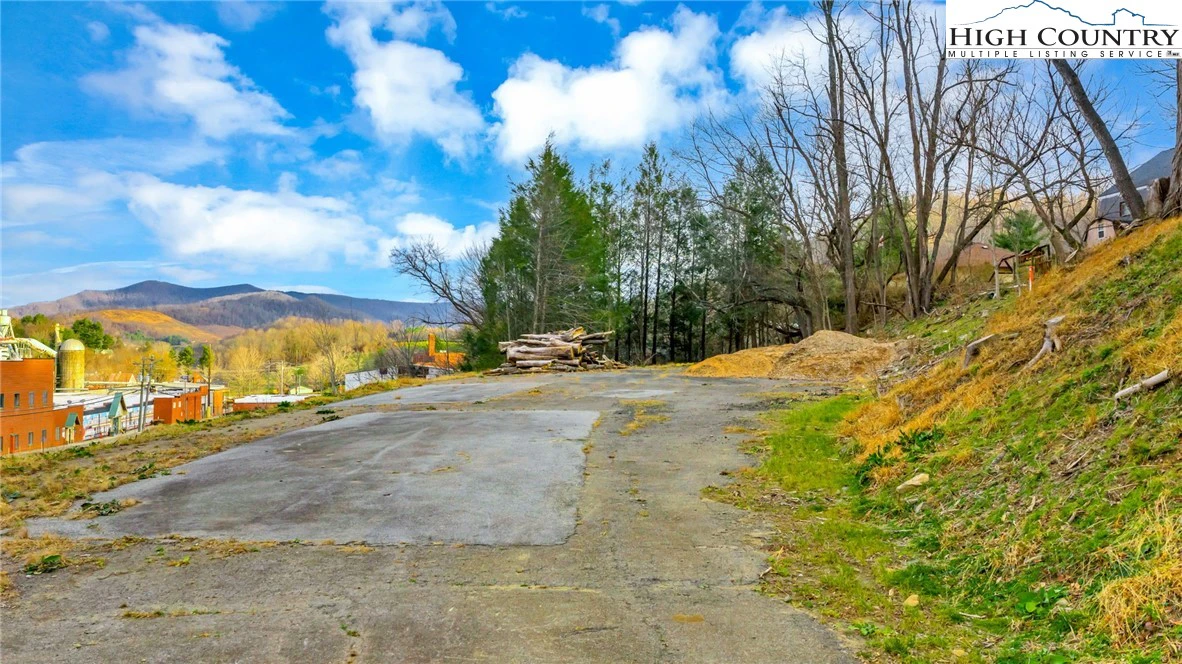 Image number 6 for the current listing
