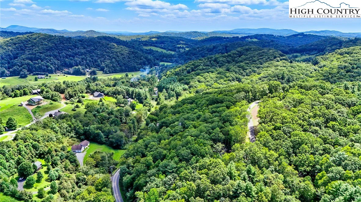 Image number 9 for the current listing