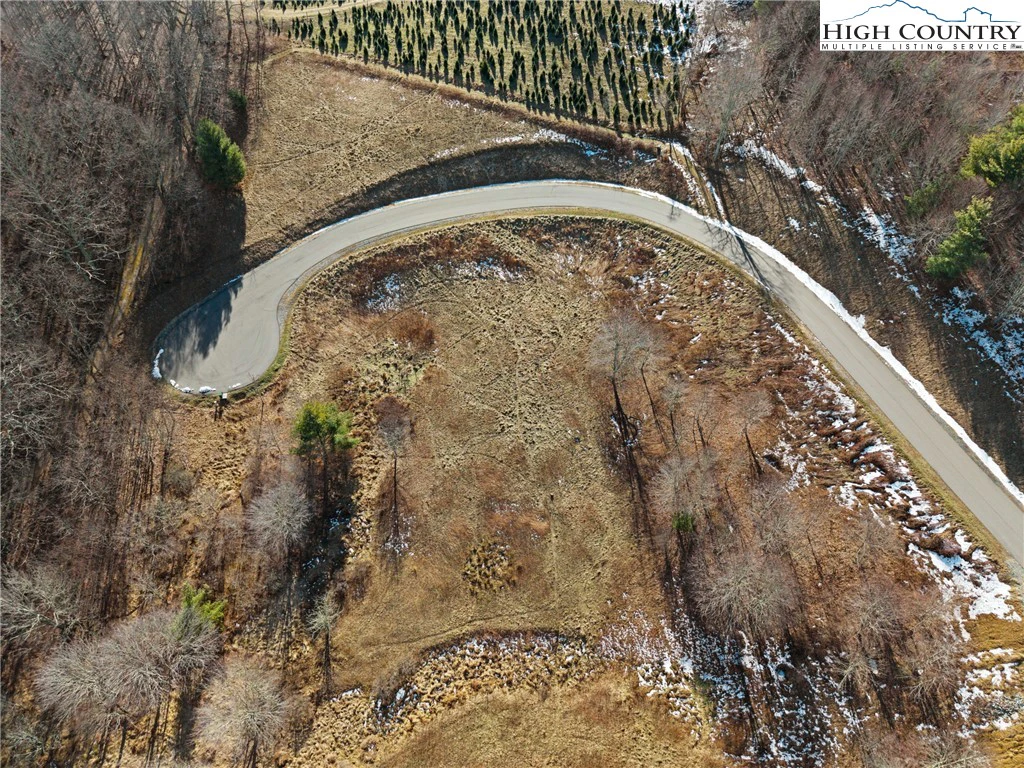 Image number 11 for the current listing
