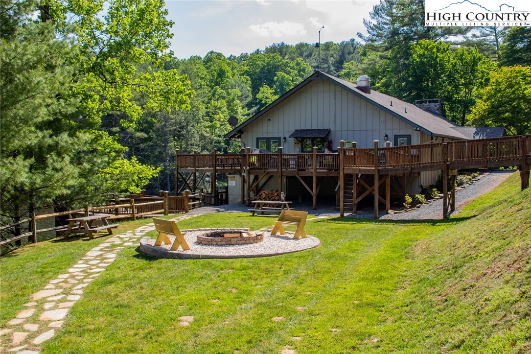 Image number 9 for the current listing