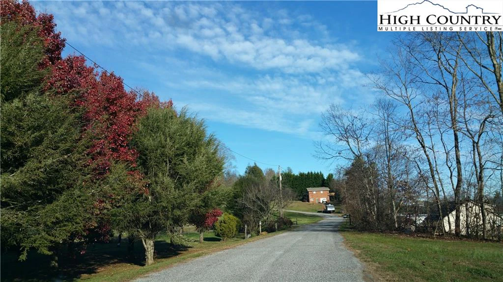 Image number 8 for the current listing