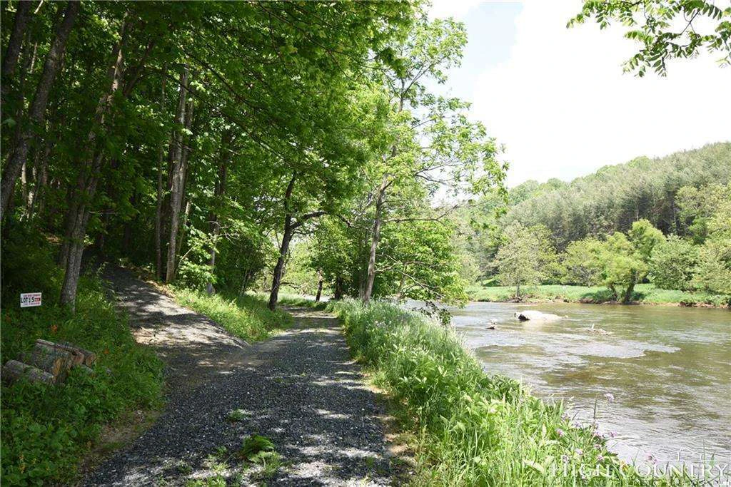 Image number 1 for the current listing