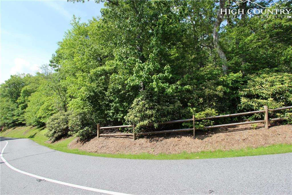 Image number 6 for the current listing