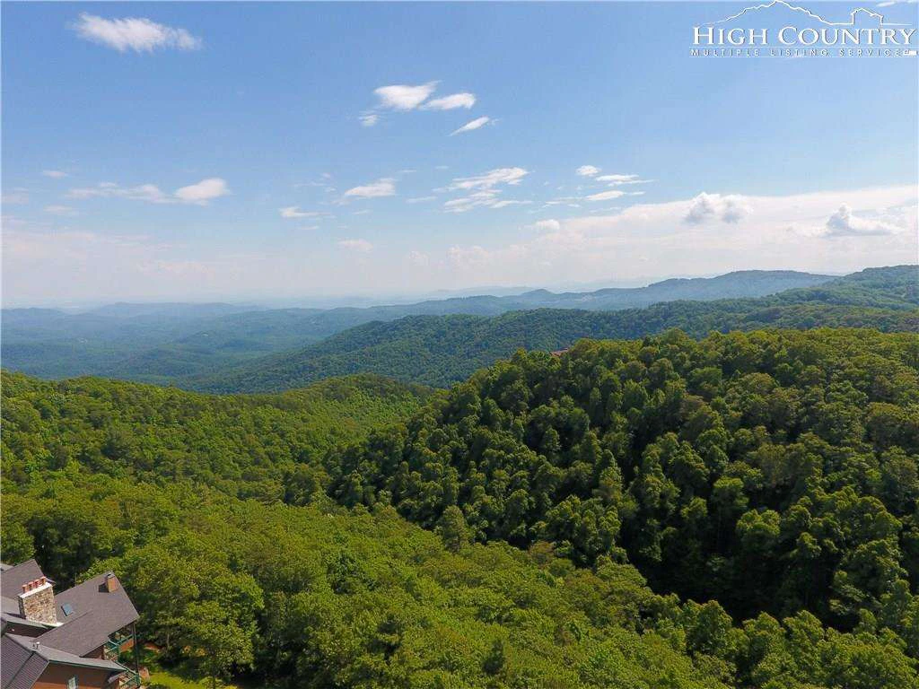 Image number 9 for the current listing