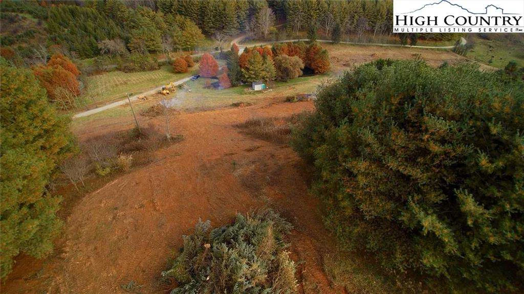 Image number 13 for the current listing
