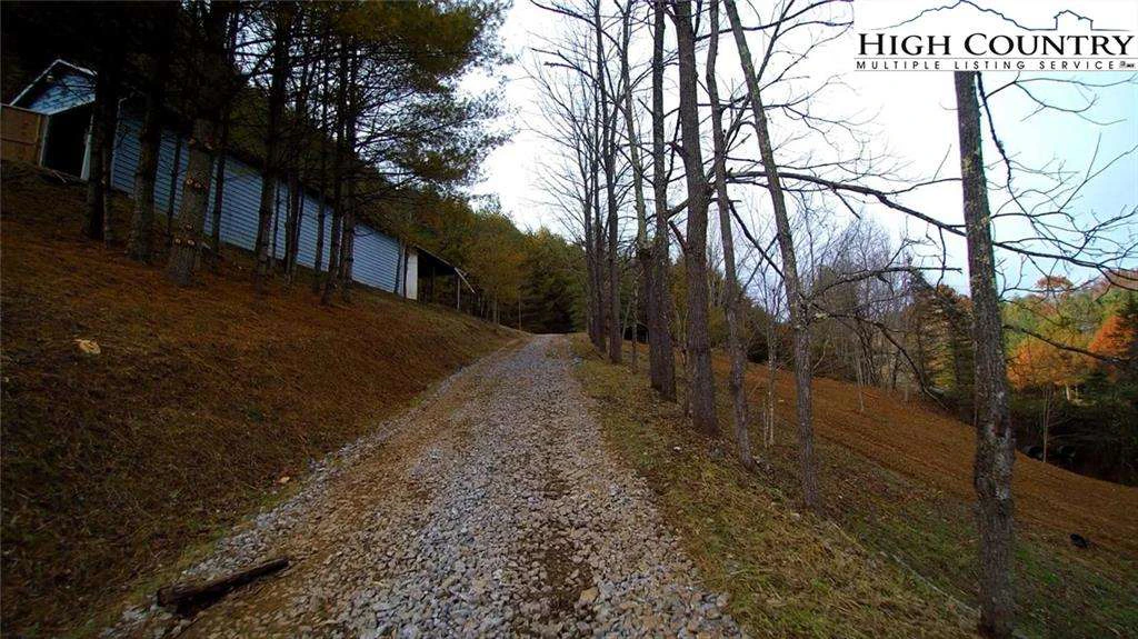 Image number 8 for the current listing