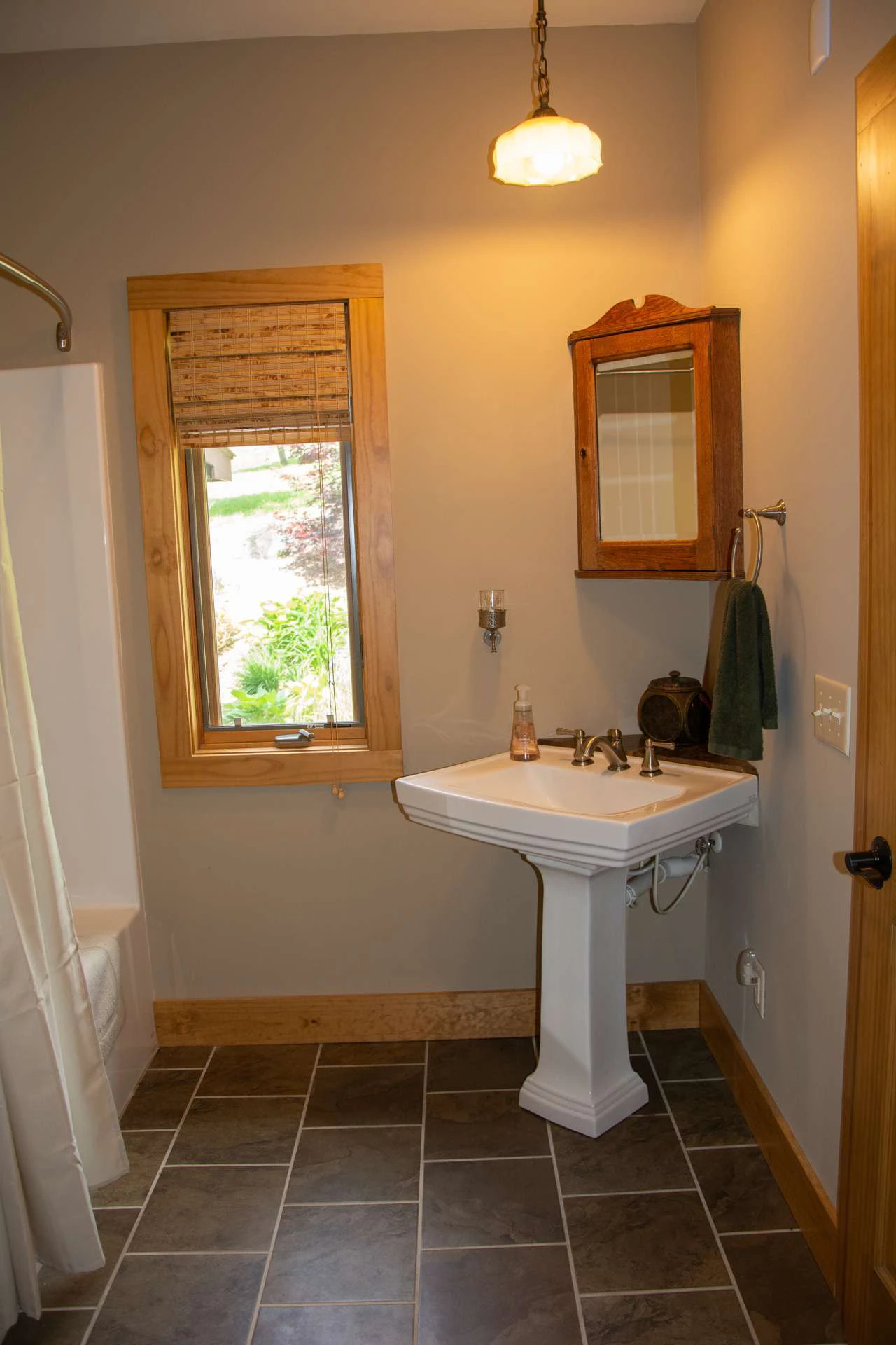 Image number 7 for the current listing