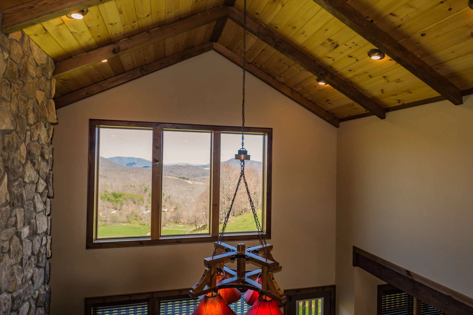 Image number 3 for the current listing