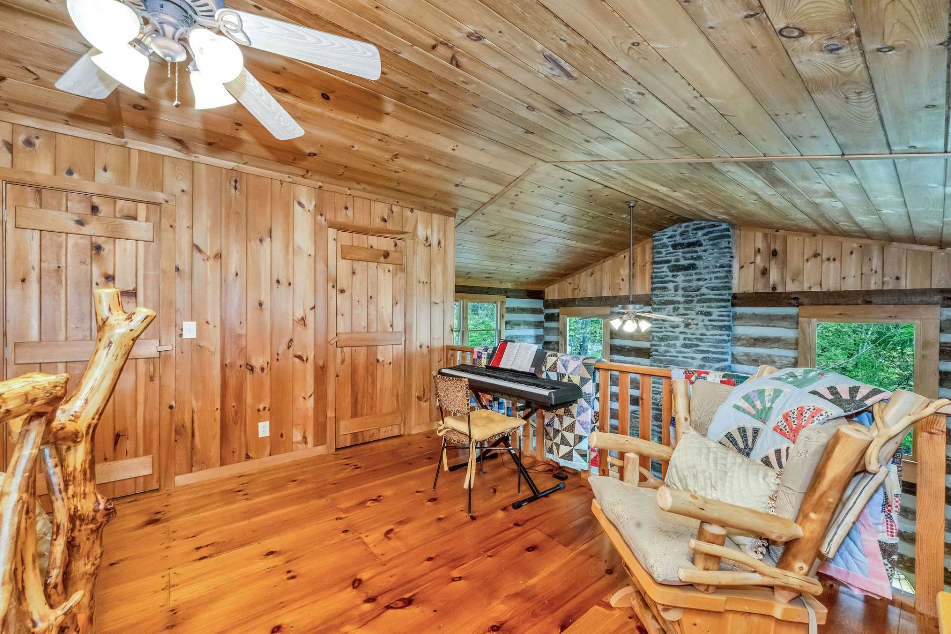 Image number 6 for the current listing