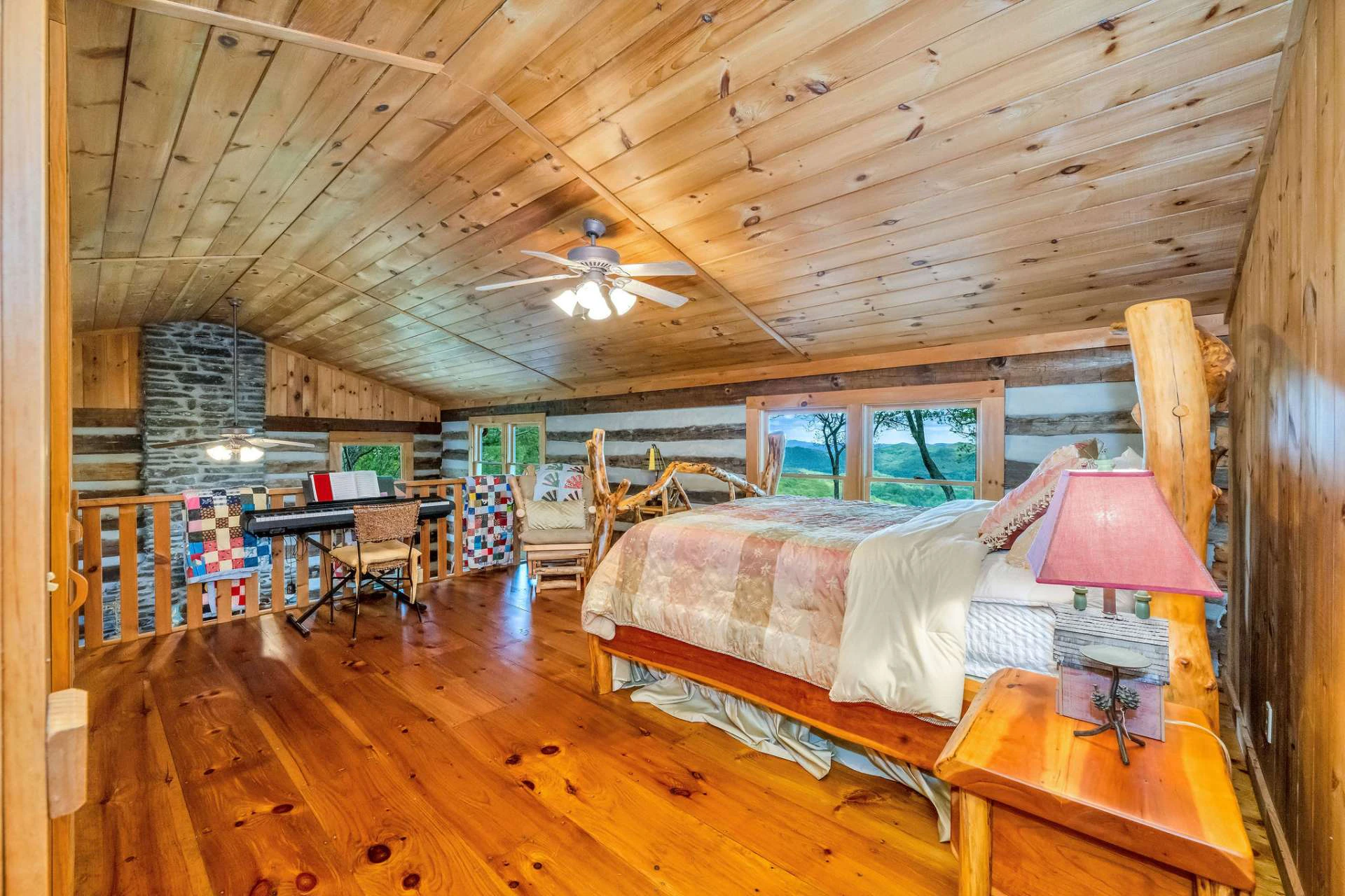 Image number 7 for the current listing