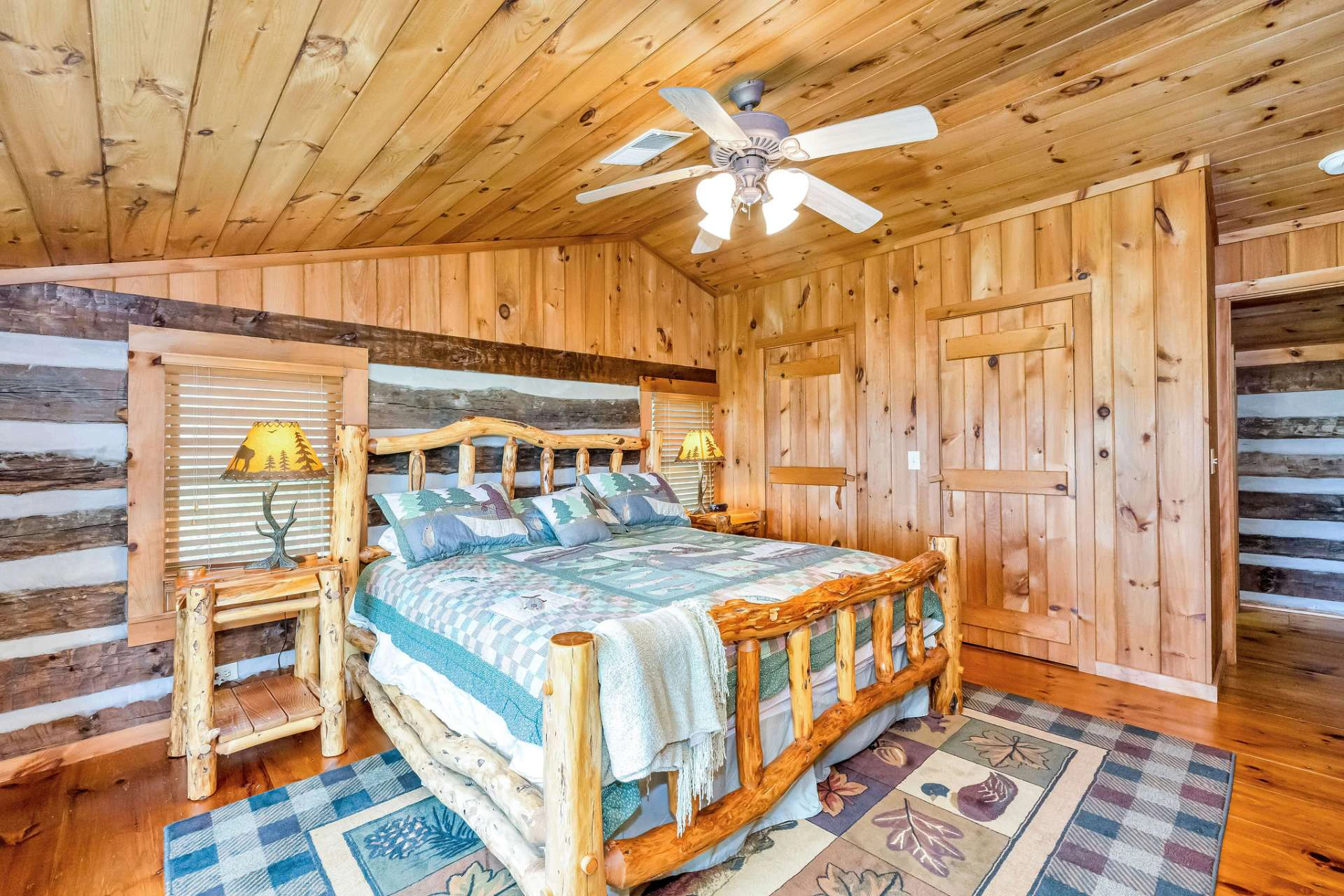 Image number 10 for the current listing