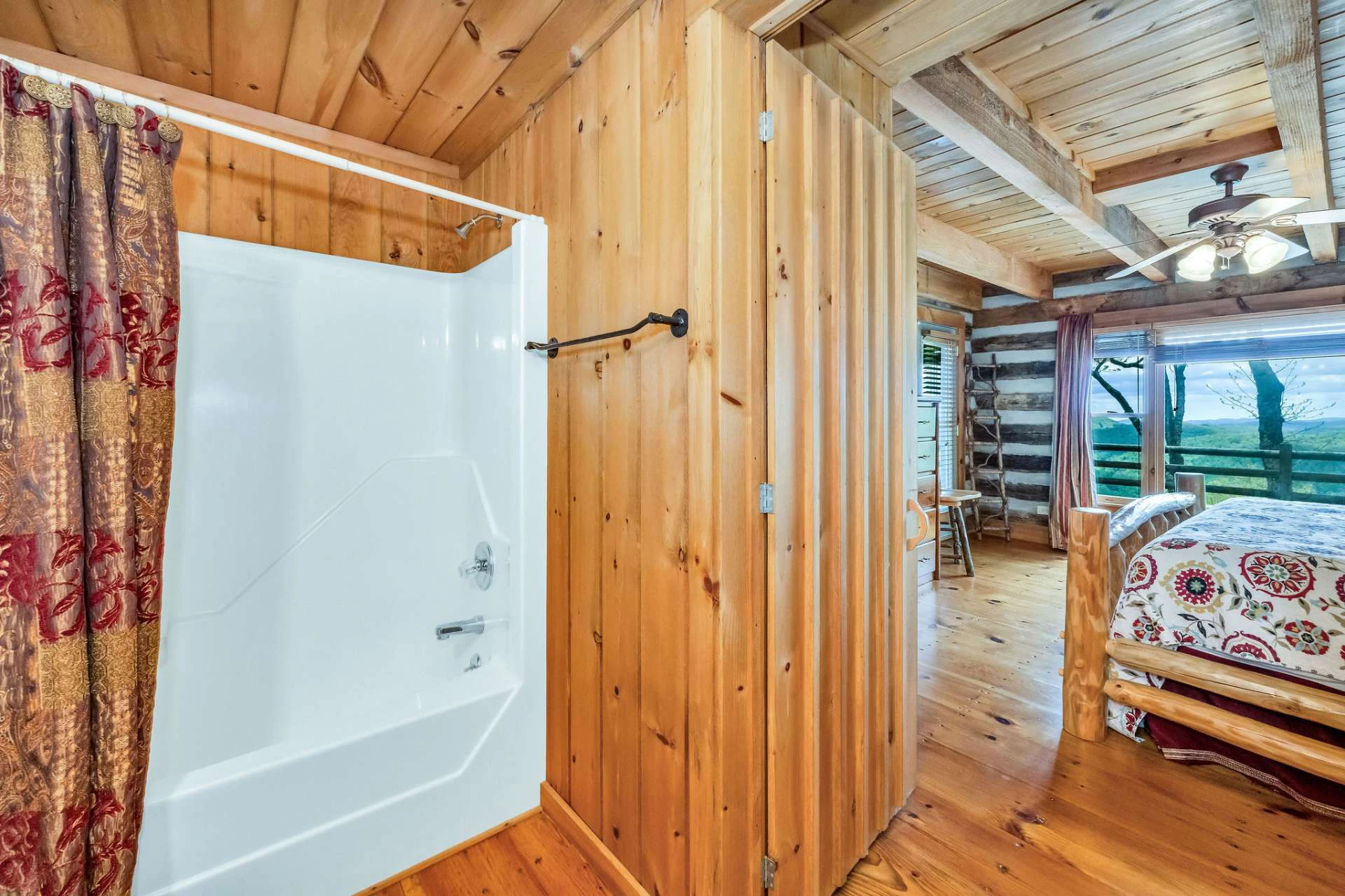 Image number 3 for the current listing