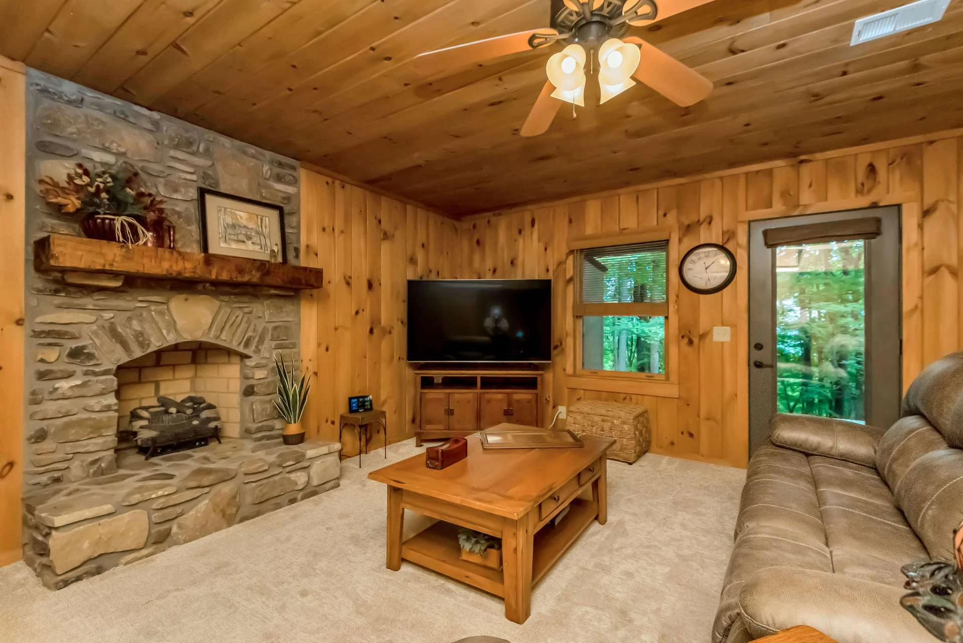 Image number 6 for the current listing