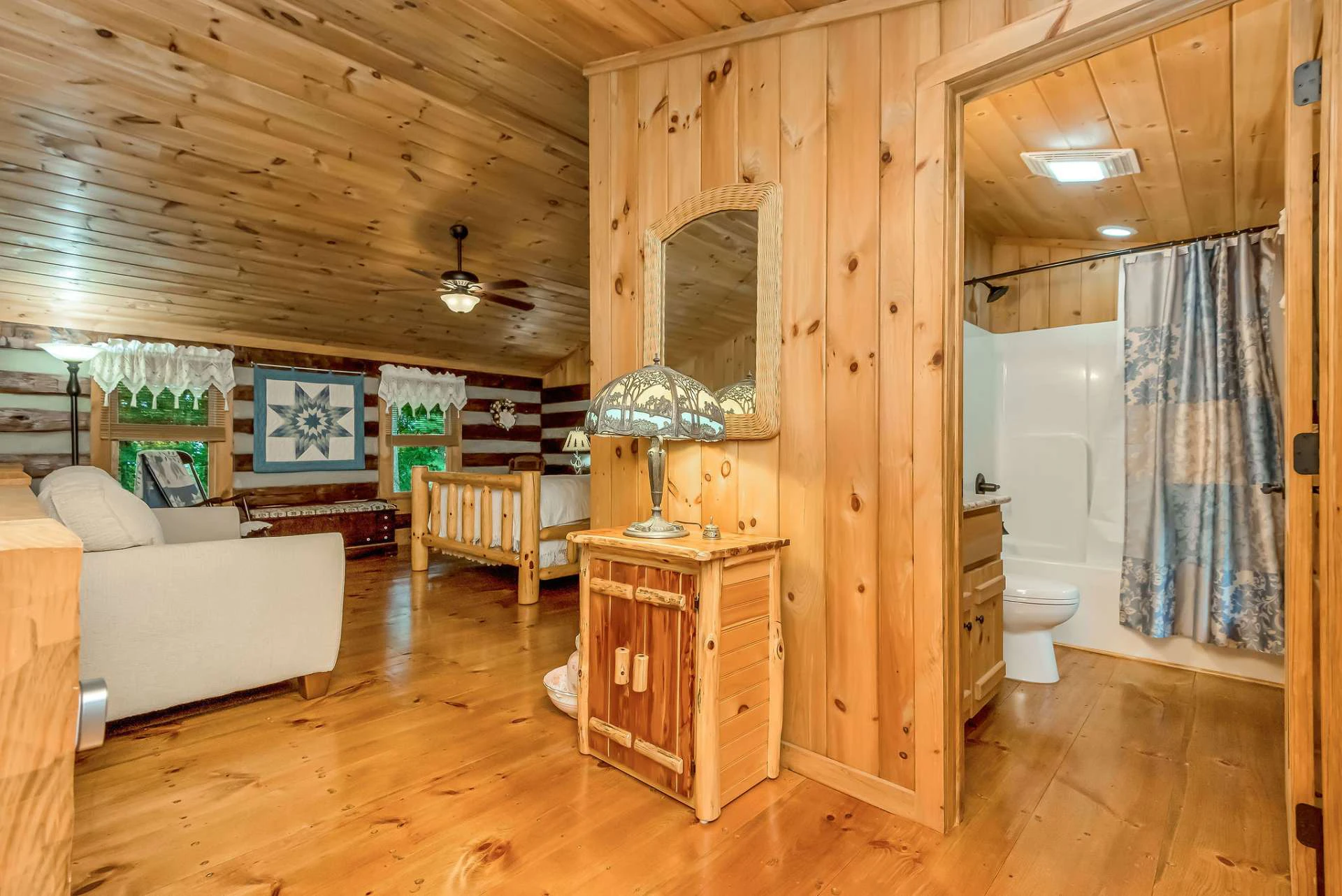 Image number 9 for the current listing