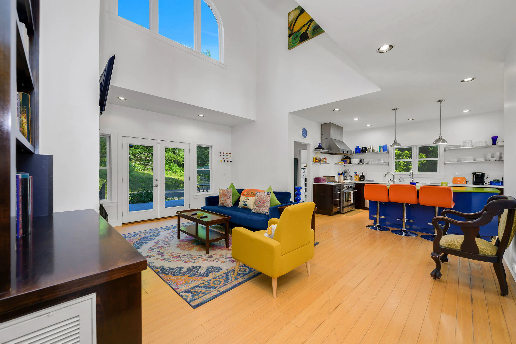 Image number 8 for the current listing