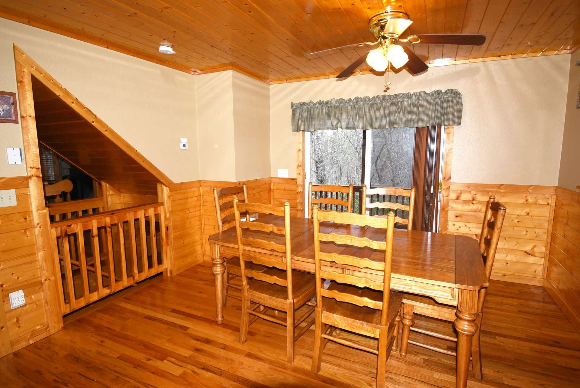 Image number 12 for the current listing