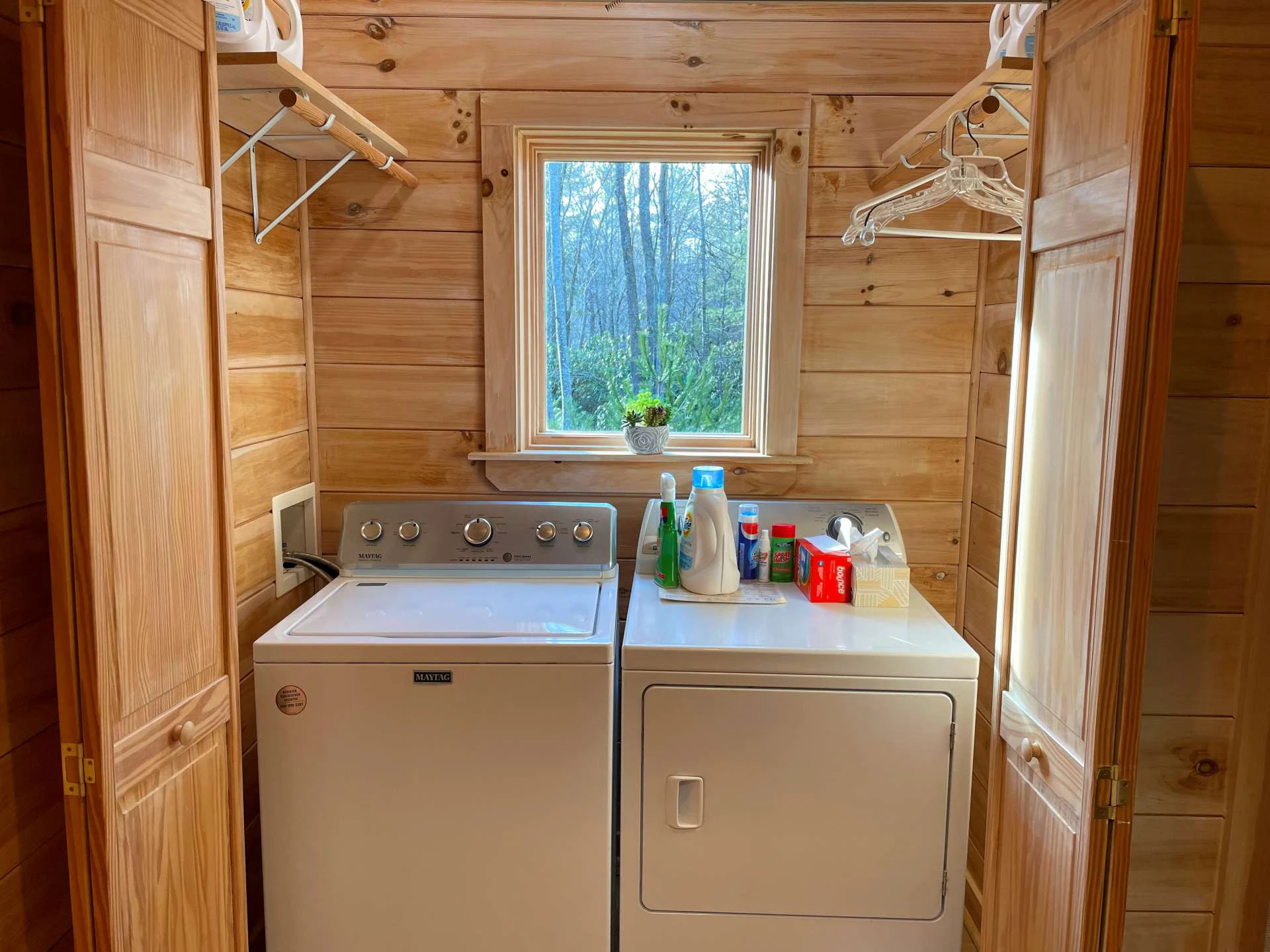 Image number 7 for the current listing