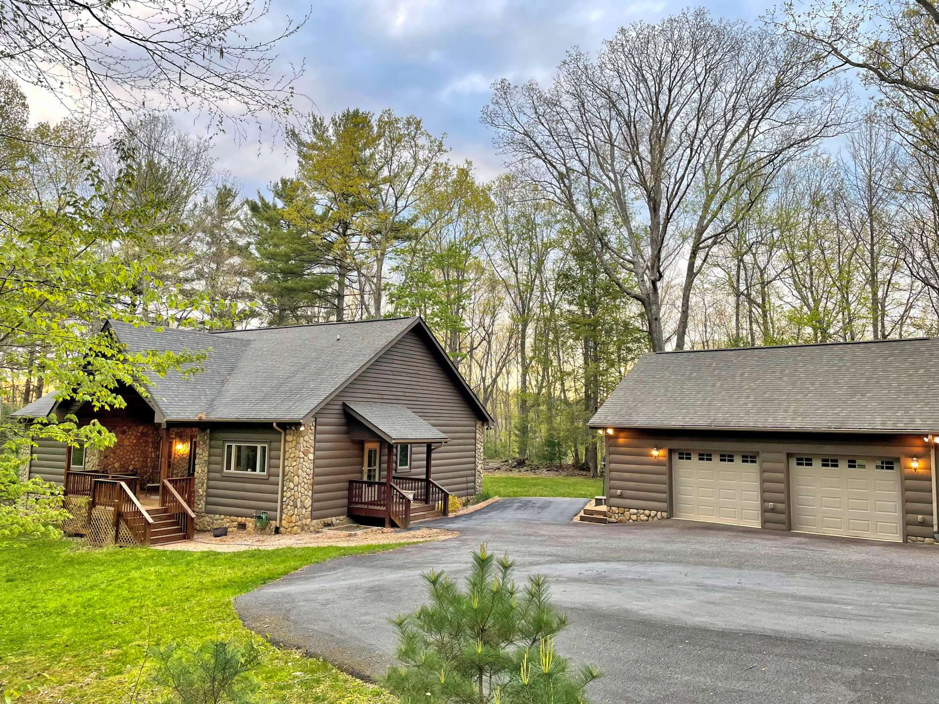 Image number 20 for the current listing