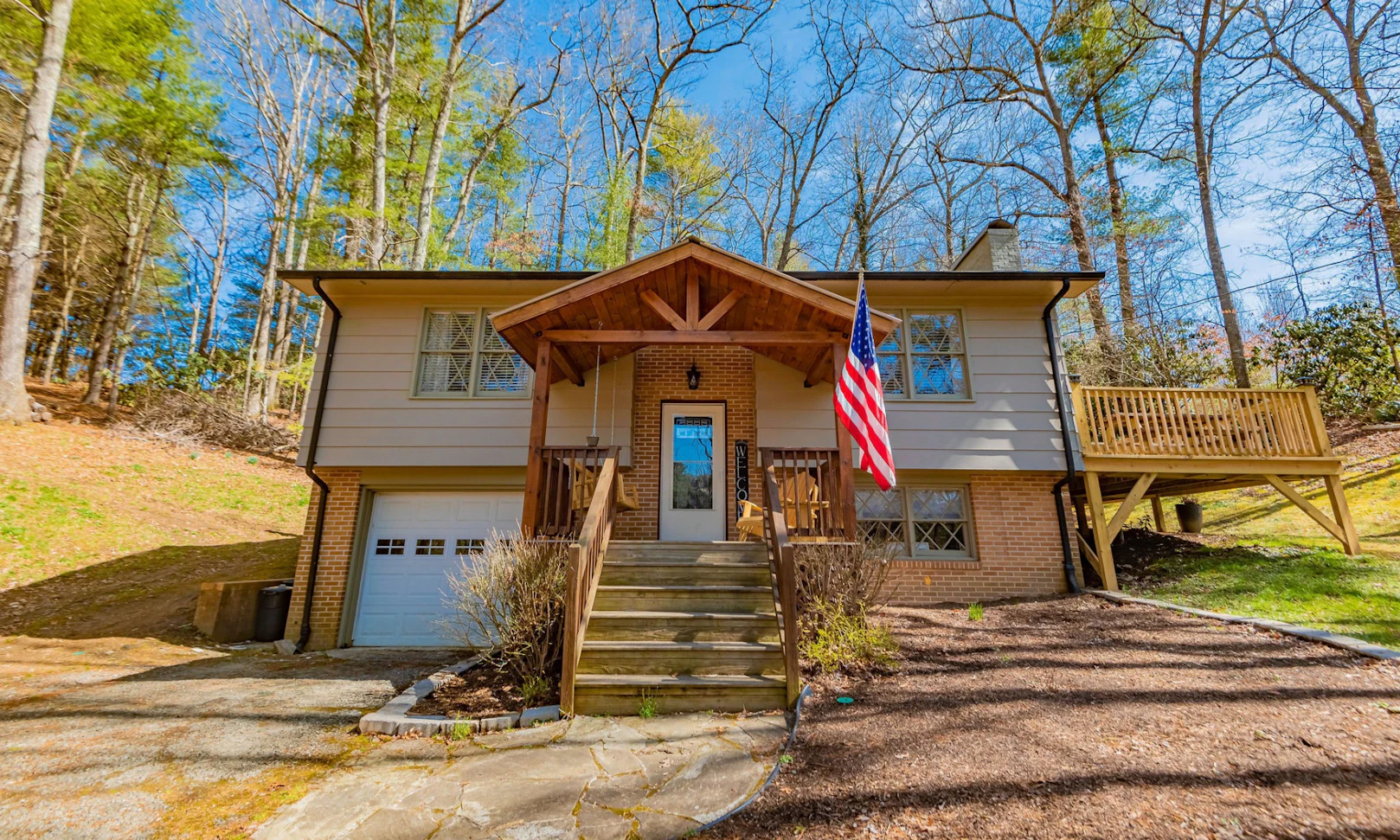 Image number 1 for the current listing