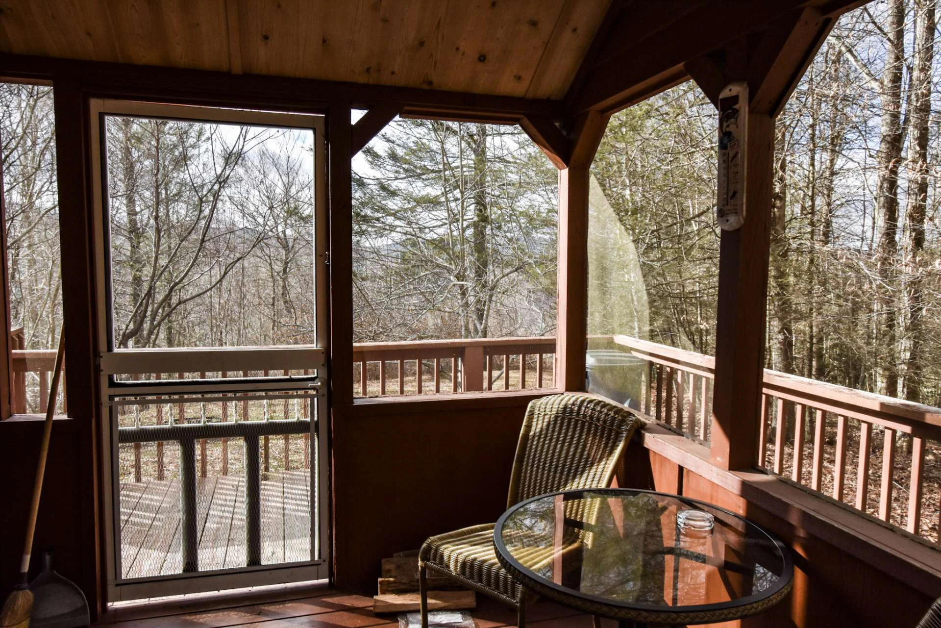 Image number 5 for the current listing