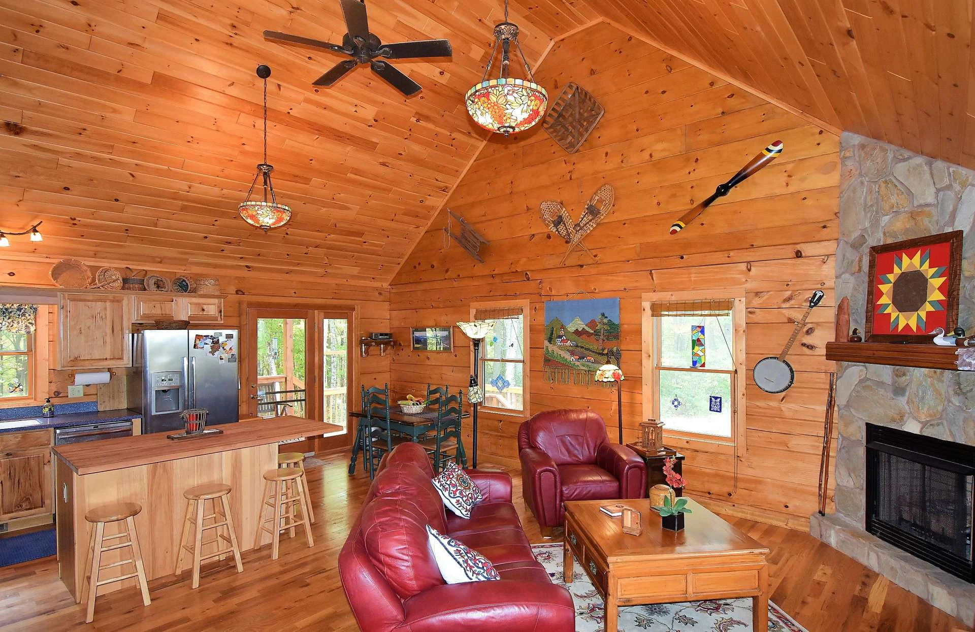 Image number 15 for the current listing